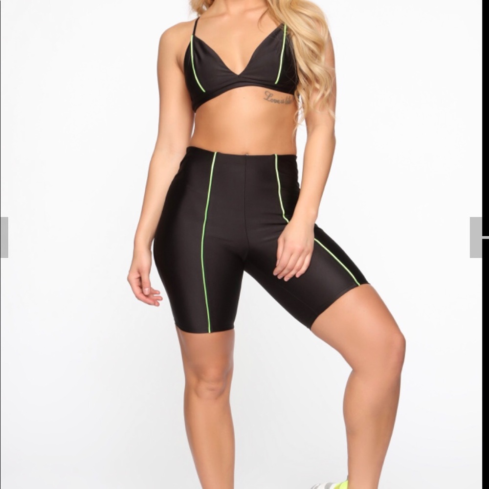 Two piece short set